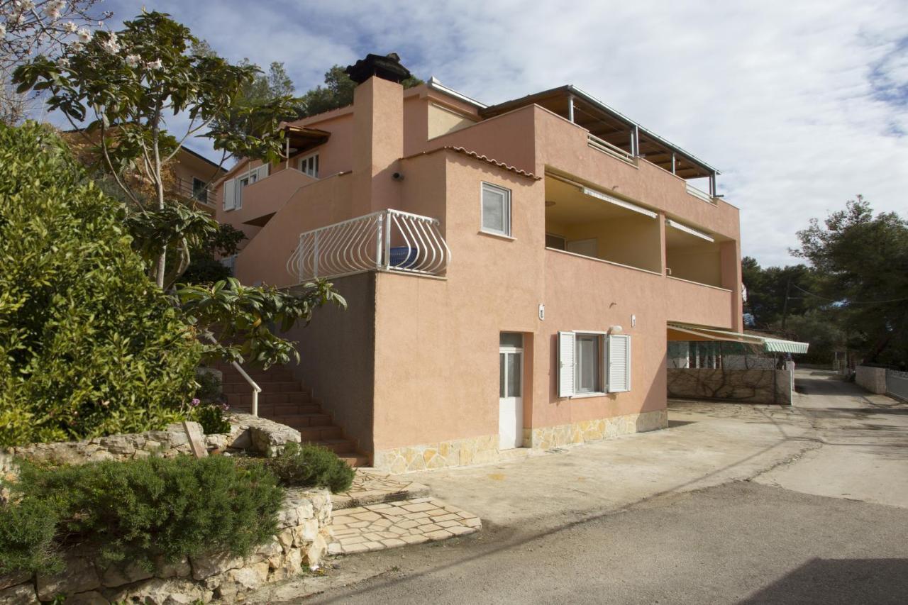 Apartments By The Sea Mavarstica, Ciovo - 12696 Trogir Exterior foto